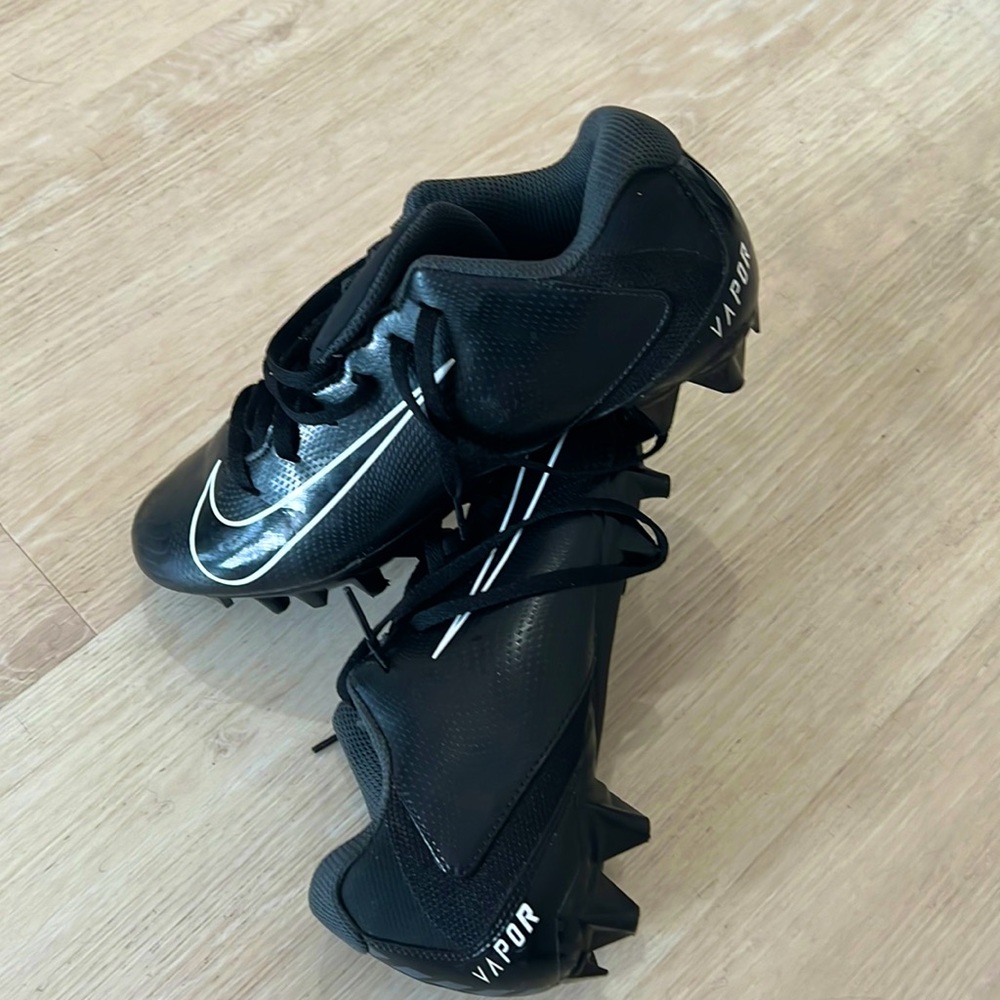 Vapor ultrafly cleats 5.5
